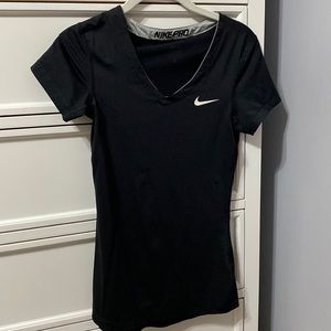 Women’s Nike shirt